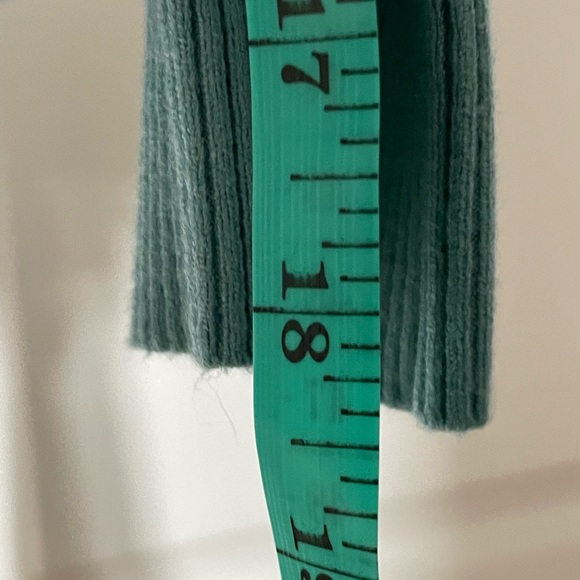 teal XL sweater with metal-look detail. Villa Milano pagoda blue - Picture 12 of 14